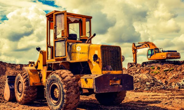 Komatsu proyecta facturar más de US$900 millones en Perú este 2024