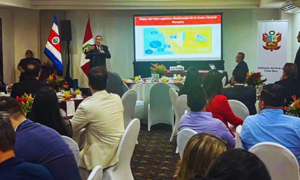 Presidente del Consejo de Ministros promueve inversiones con empresarios de Costa Rica