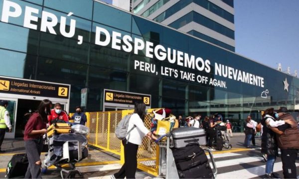 Apagón en pista de aterrizaje del Aeropuerto Jorge Chávez