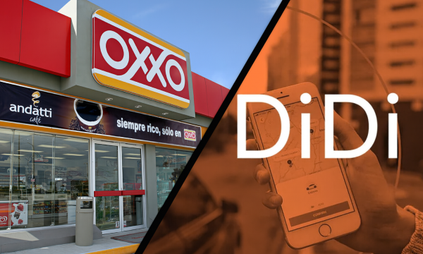 Alianza entre OXXO y DiDi Shop para entregas a domicilio en México; muestra una tienda OXXO y un celular con la app de DiDi.
