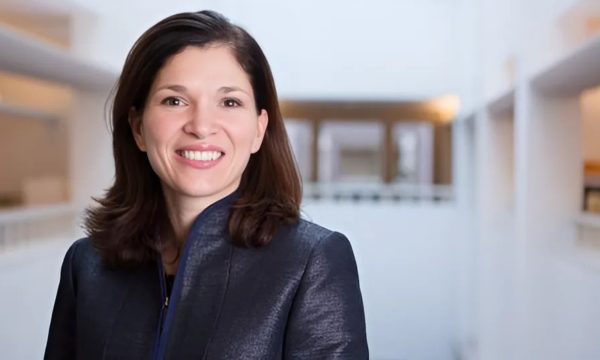 El Banco Interamericano de Desarrollo (BID) ha designado a la destacada economista Laura Alfaro como su nueva economista jefe