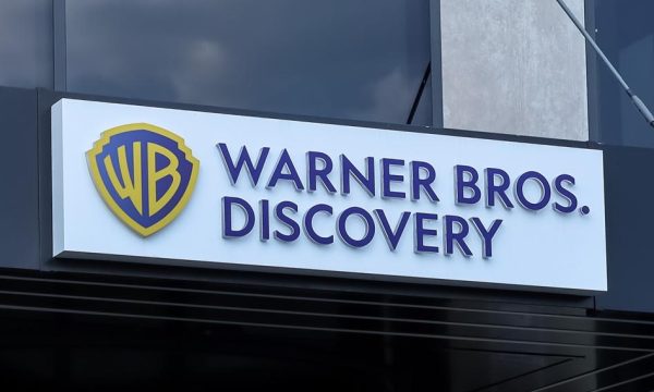 Warner Bros. Discovery anunció su separación en dos empresas líderes, marcando una transformación histórica en su estrategia para dominar el mercado del entretenimiento.