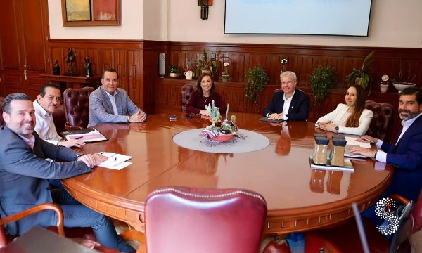 Veracruz fortalece alianzas con Nestlé México.