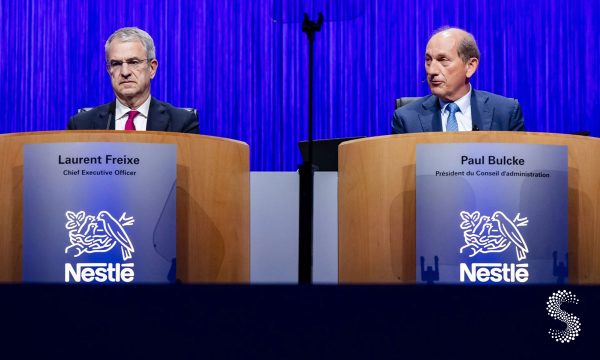 Laurent Freixe y Paul Bulcke durante una conferencia de Nestlé en Suiza.