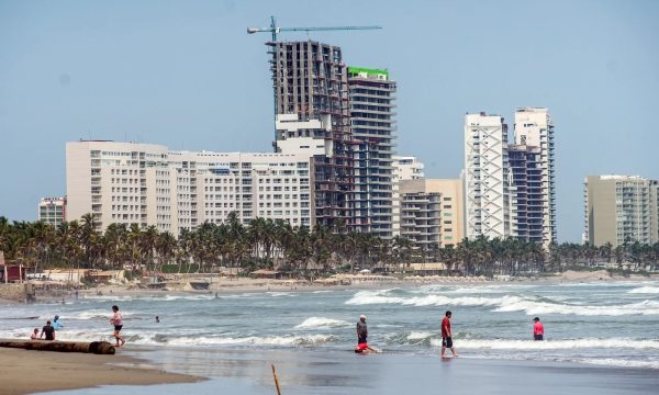 El ingreso de divisas por visitantes internacionales llegó a 3,000.7 millones de dólares, un crecimiento interanual de 10.2%.