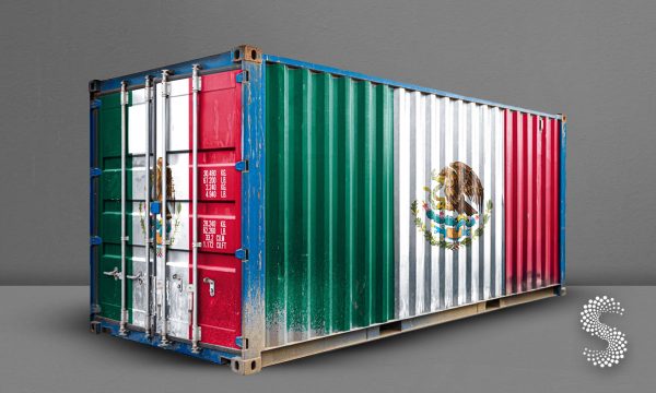 Déficit comercial baja en agosto