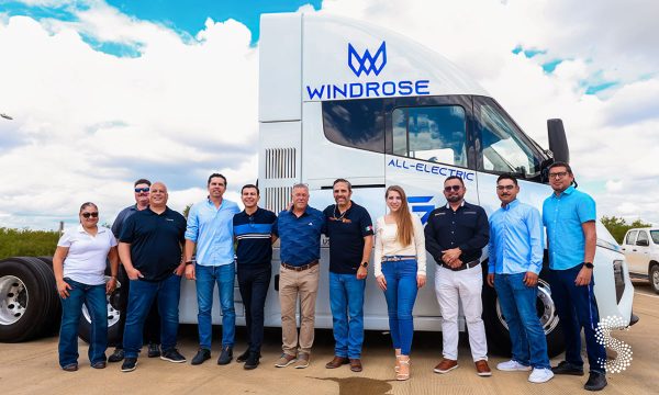 Nueva ruta verde de transporte de carga entre Texas y Nuevo León.