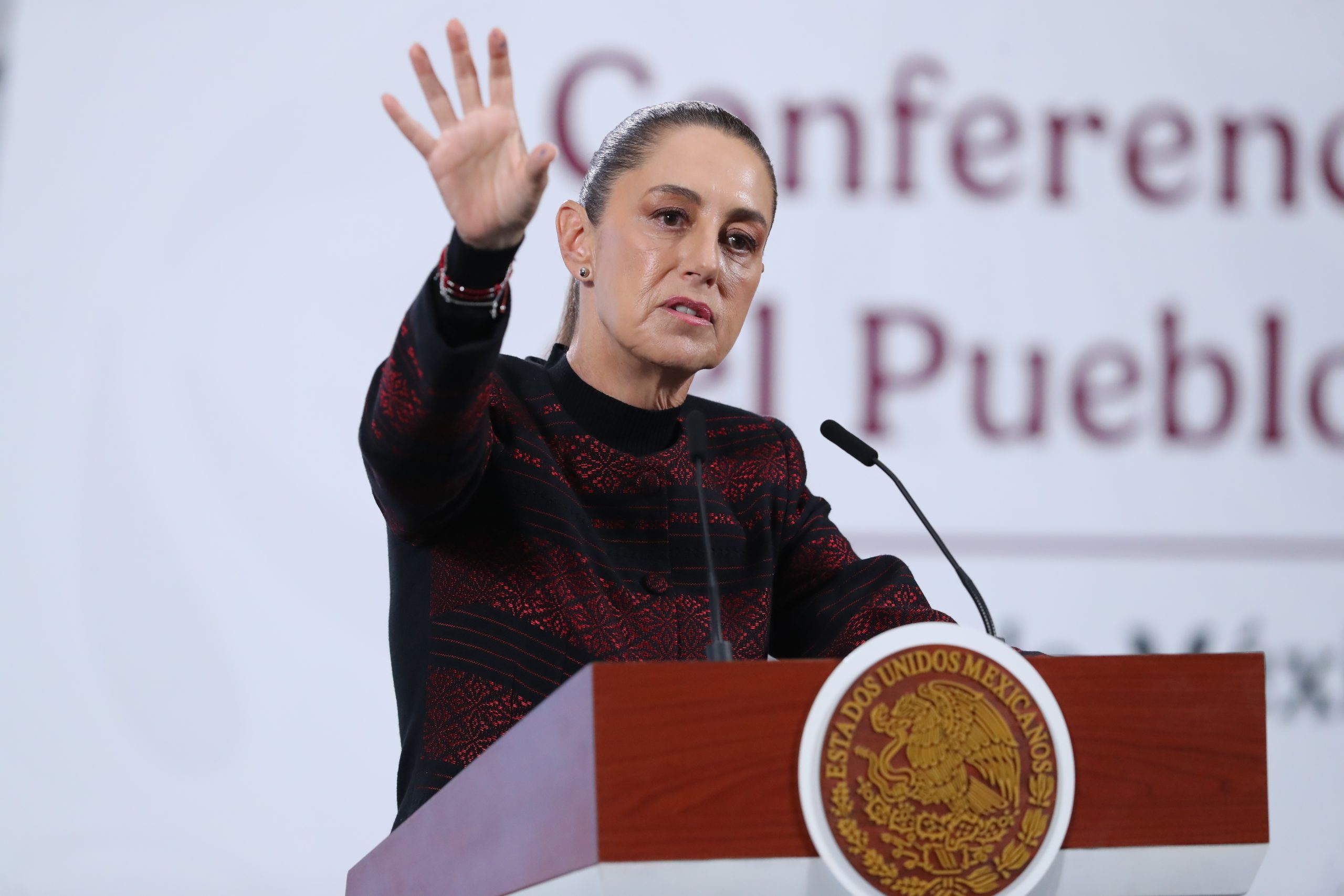 Sheinbaum investiga impacto del huachicol fiscal