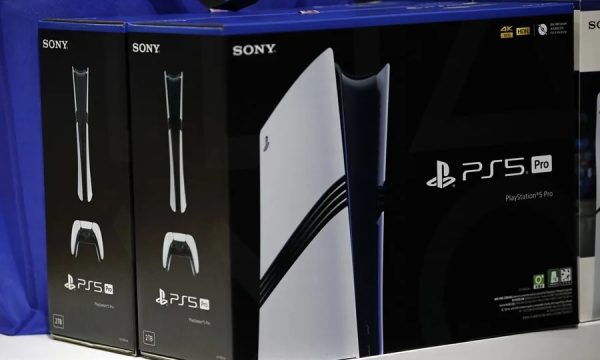Nueva consola PlayStation 5 exclusiva para Japón, presentada por Sony.
