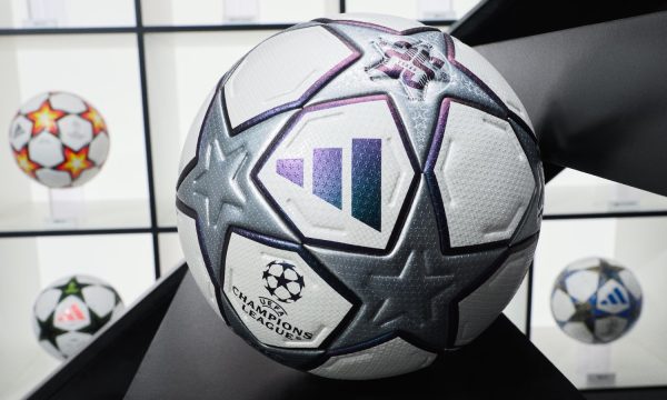 Adidas lanza un rediseño del balón original de la Champions con motivo del 25 aniversario